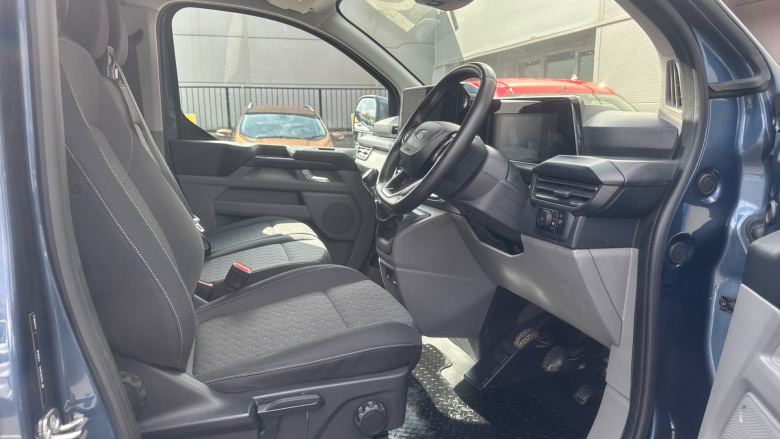 Ford Transit Custom 320 L1 Diesel Fwd 2.0 EcoBlue 150ps H1 Van Limited